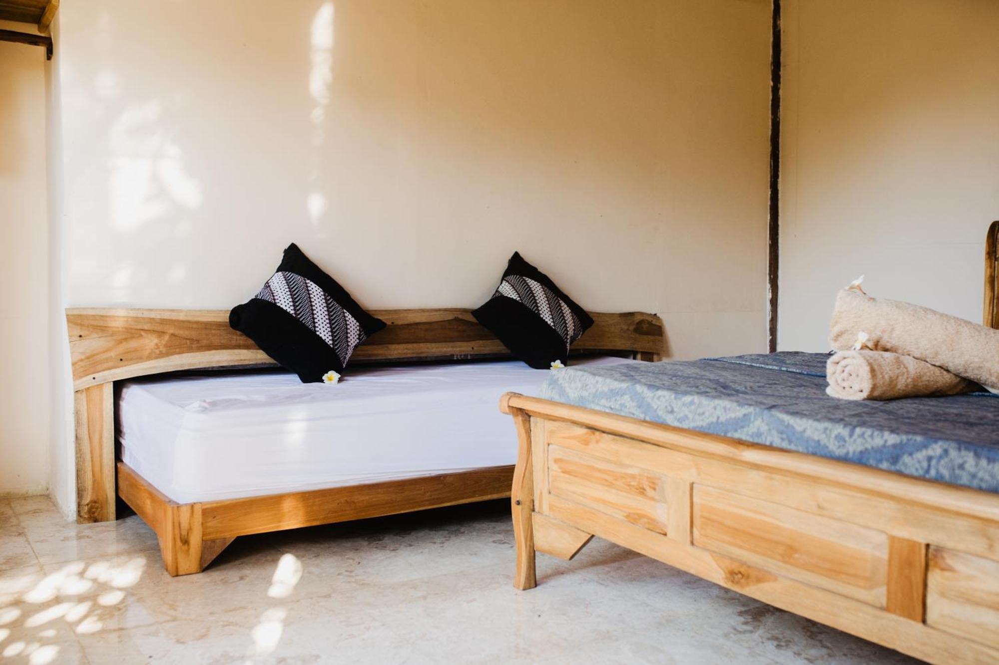 Kalyssa Beach Bungalows Pemuteran Oda fotoğraf